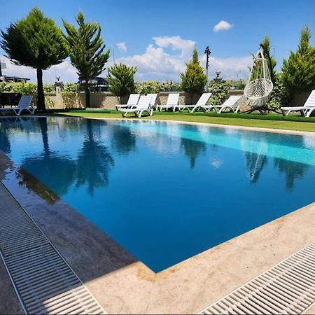 Gardenya Lara Suit Hotel Анталия Екстериор снимка