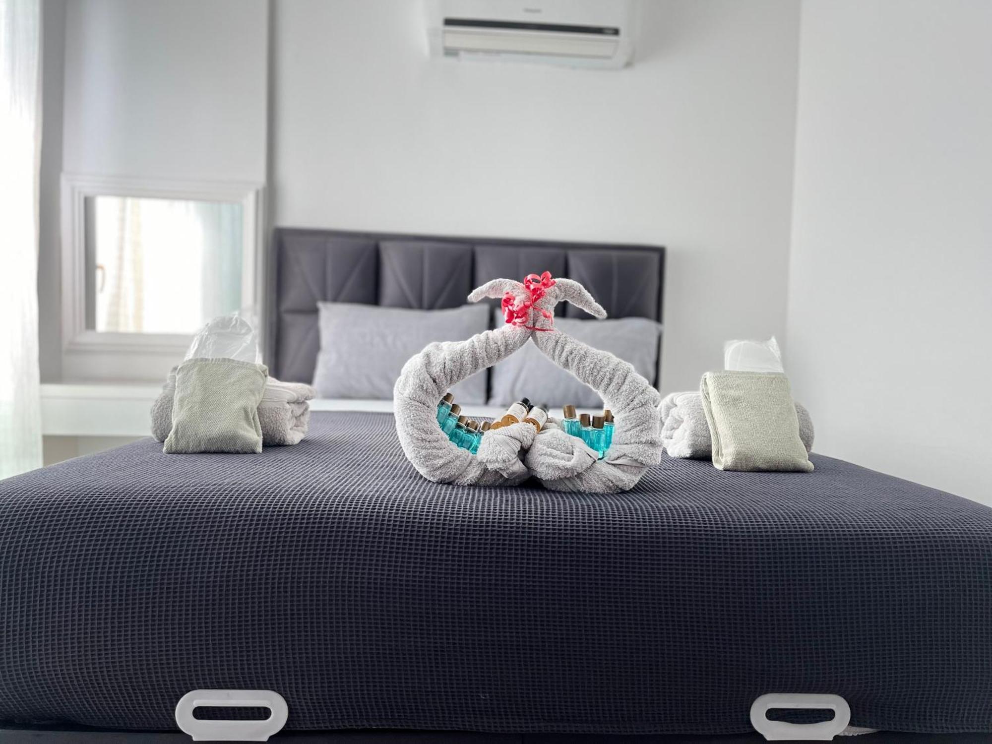Gardenya Lara Suit Hotel Анталия Екстериор снимка