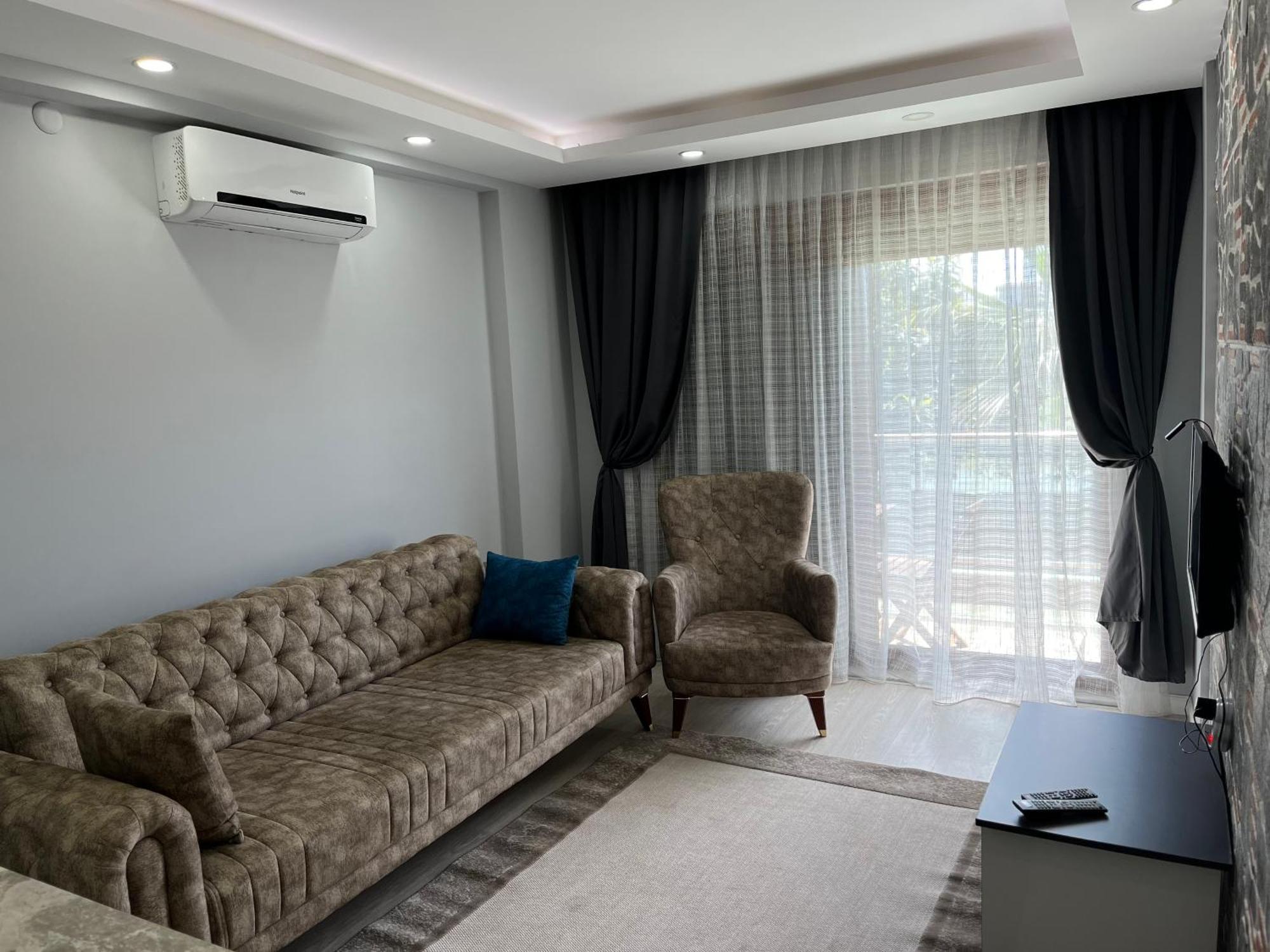 Gardenya Lara Suit Hotel Анталия Екстериор снимка