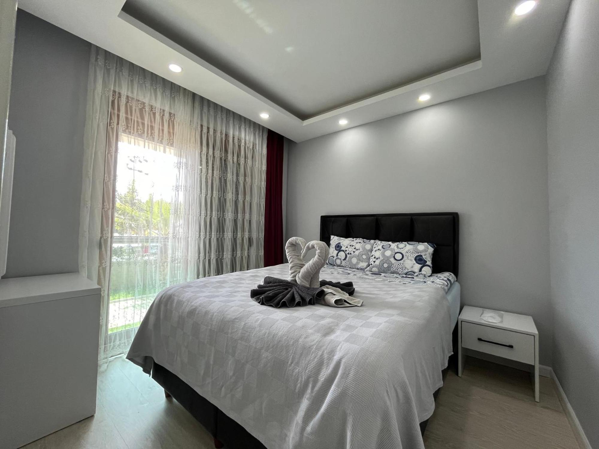 Gardenya Lara Suit Hotel Анталия Екстериор снимка