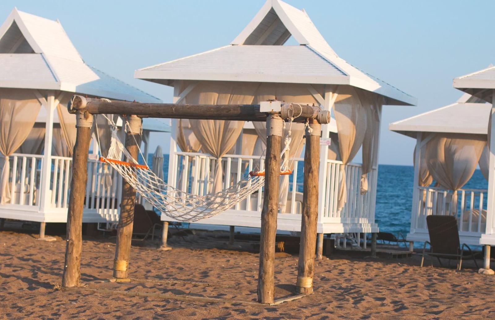 Gardenya Lara Suit Hotel Анталия Екстериор снимка